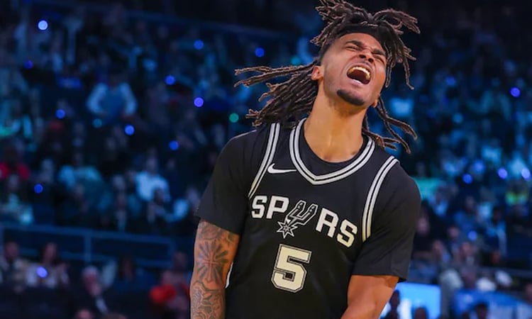 Spurs' Castle named NBA rookie of the year
