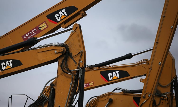 Caterpillar so far not hiking prices to offset tariff hit