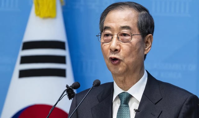 South Korea former PM launches presidential bid