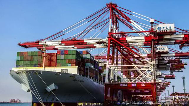 US to end shipping loophole for Chinese goods Friday