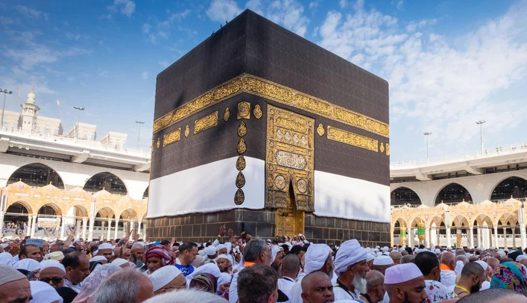 Religious Ministry requests Bangladeshis not to perform Hajj without permit