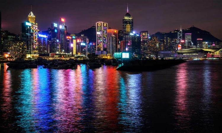 Hong Kong posts 3.1% growth, warns of trade war 'risk'