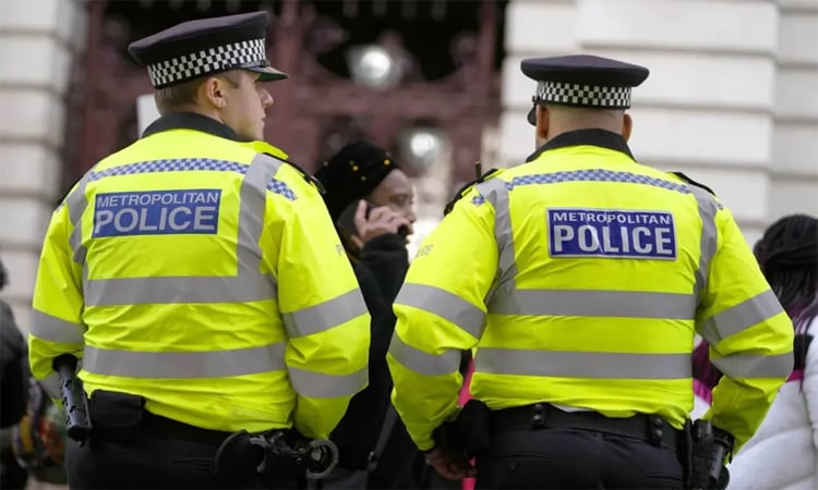 4 Iranians among 5 arrested in UK for 'terrorism offences': police