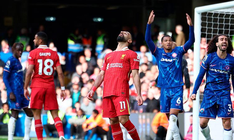 Chelsea sink champions Liverpool, Man Utd crash at Brentford