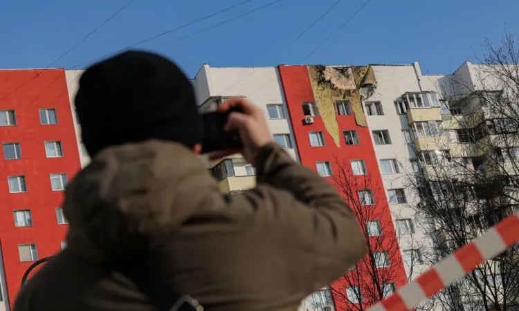 Drone attacks halt traffic at airports across Russia