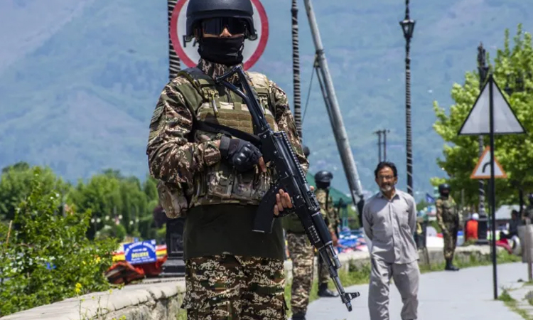 UK says ready to help 'de-escalation' in India, Pakistan clashes