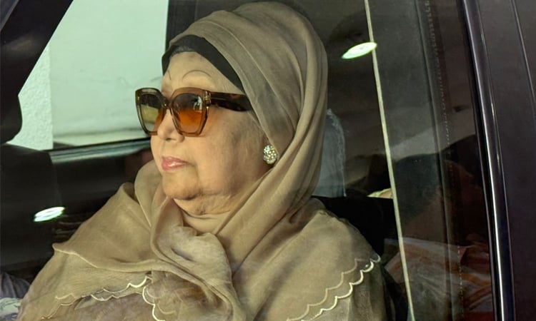 Khaleda Zia on complete rest following physicians advice