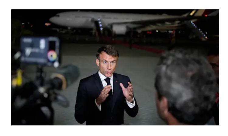 Macron calls for 'direct talks' between Ukraine and Russia