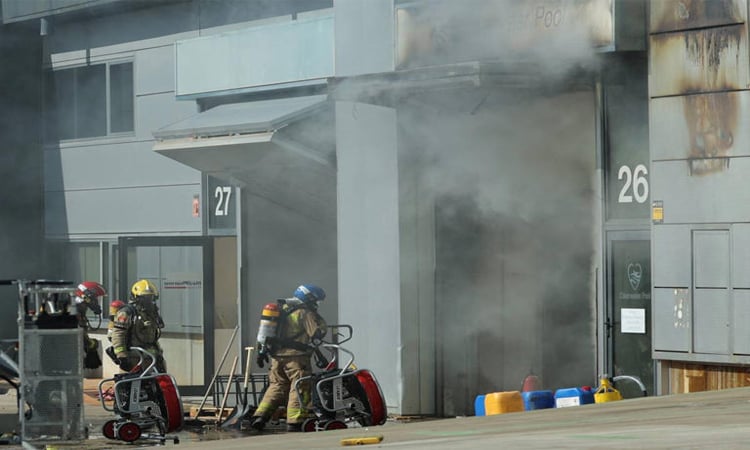 Thousands confined indoors by toxic chlorine cloud in Spain