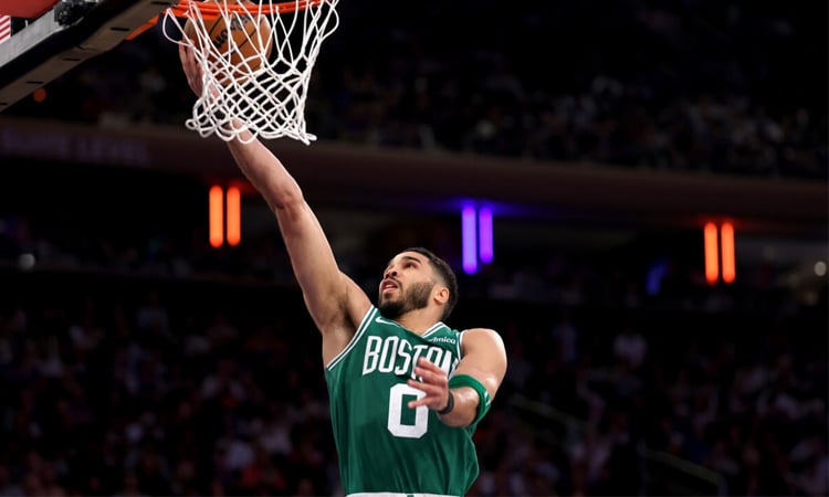 Celtics overwhelm Knicks to pull within 2-1 in NBA playoff series