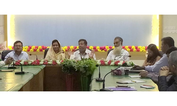 Speakers call for strengthening maternal and infant care services