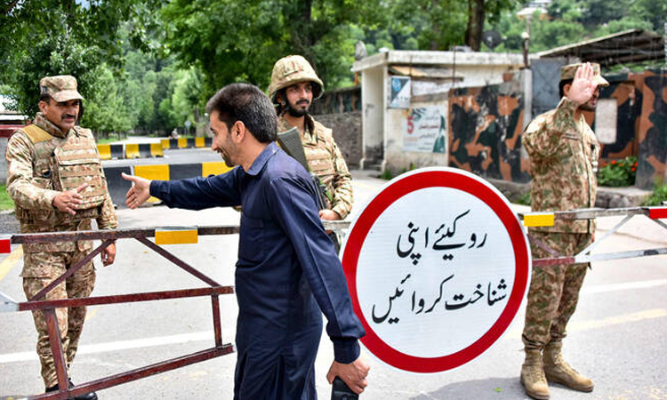 Pakistan army says 40 civilians, 11 soldiers killed in India clashes last week