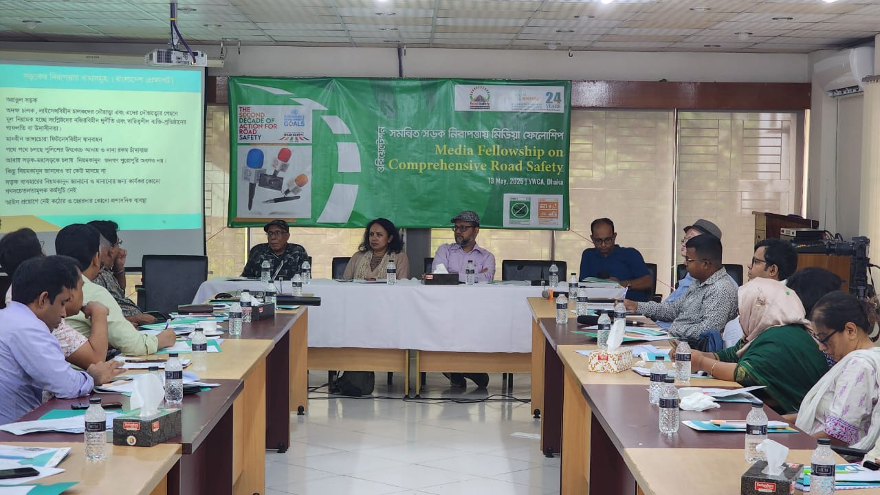 25 journalists get BNNRC media fellowship on road safety