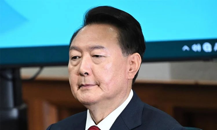 S Korea jails two over courthouse riot linked to ex-president