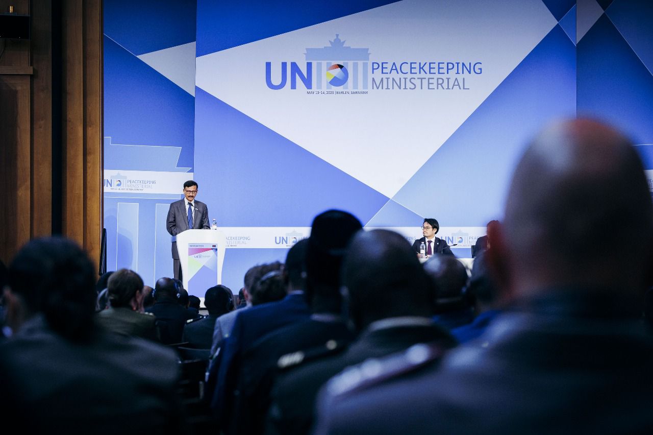 Bangladesh pledges specialized units for UN peacekeeping