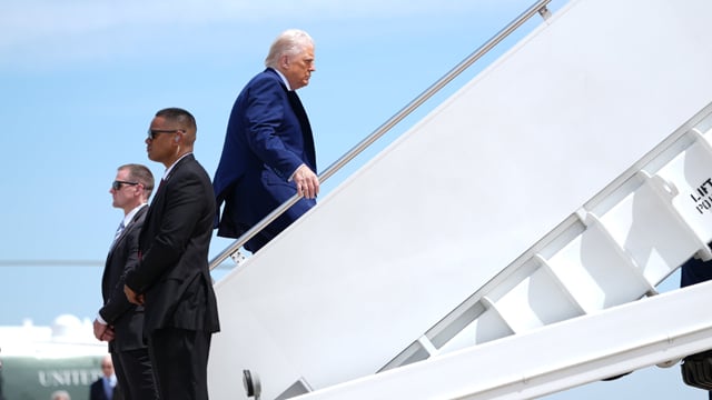 Qatari jet gift turns spotlight on Trump graft allegations