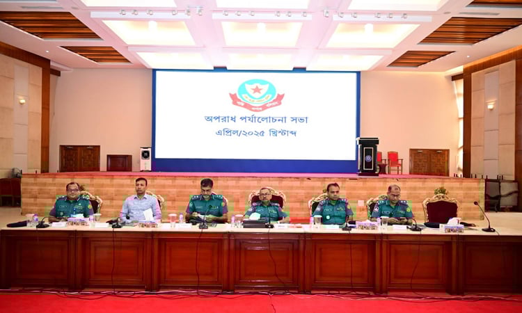 Shahbagh Thana team awarded over quick mystery unearth in Shammo murder   