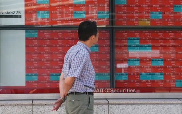 Asian markets stagger into weekend as trade rally runs out of legs