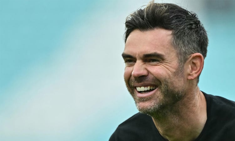 England great Anderson in the wickets on county return