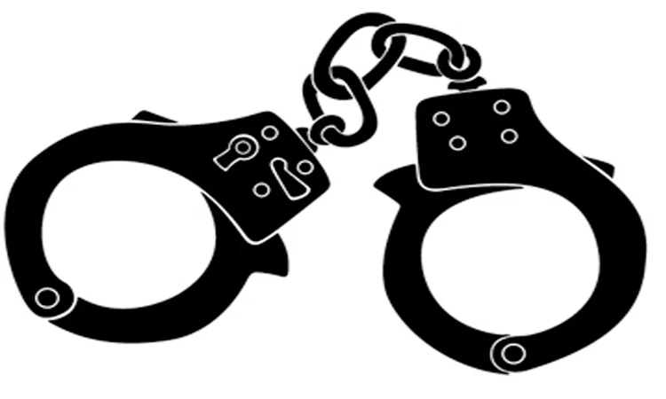 11 AL men held from procession at Gulishtan