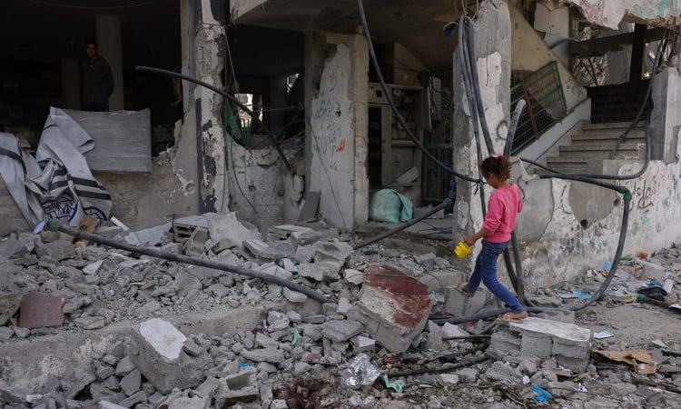  Israel says will let baby food into Gaza Monday, first aid since March