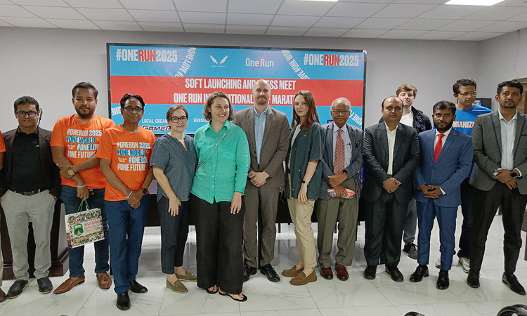 Int'l marathon inaugurated at Russian House in Dhaka