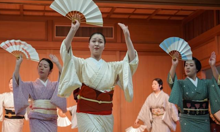 Century-old Tokyo geisha festival revives dying art