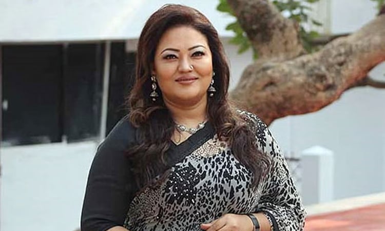 Ex-MP Momtaz on 6-day remand in two cases