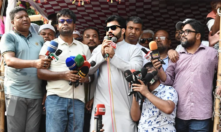 Ishraque calls off sit-in at Kakrail 