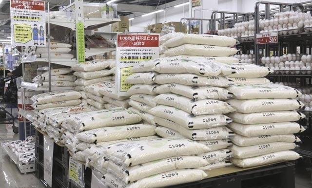 Japan core inflation accelerates, rice prices soar 98%