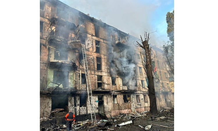 Russian strikes kill 3 in Kyiv region: Ukrainian official