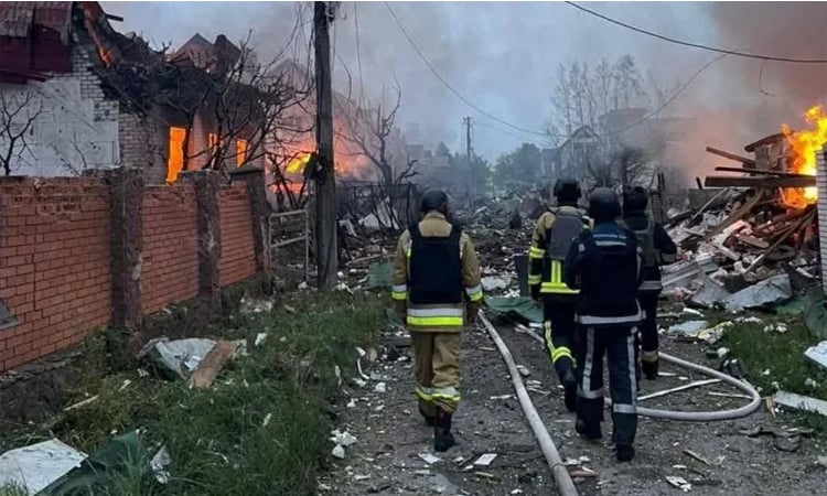 Russian fire kills 4 in west Ukraine: regional official