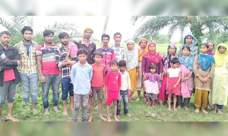 BSF pushes 23 persons into Bangladesh through Satkhira border