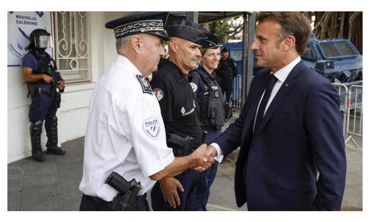 France to hold new talks on New Caledonia future