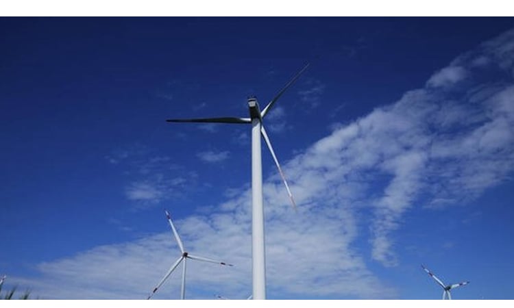 EU says 'well on track' to reach 2030 climate targets