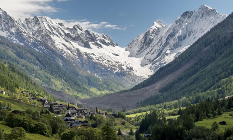 Switzerland monitoring for flood risk after huge glacier collapse