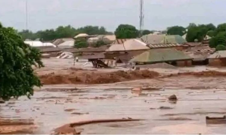 Rescuers fan out after Nigeria flooding kills more than 150