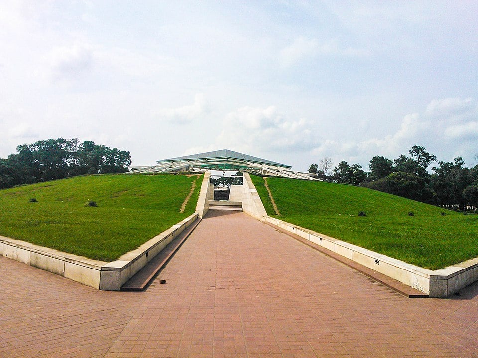 BNP launches cleanliness drive on Ziaur Rahman’s mazar premises