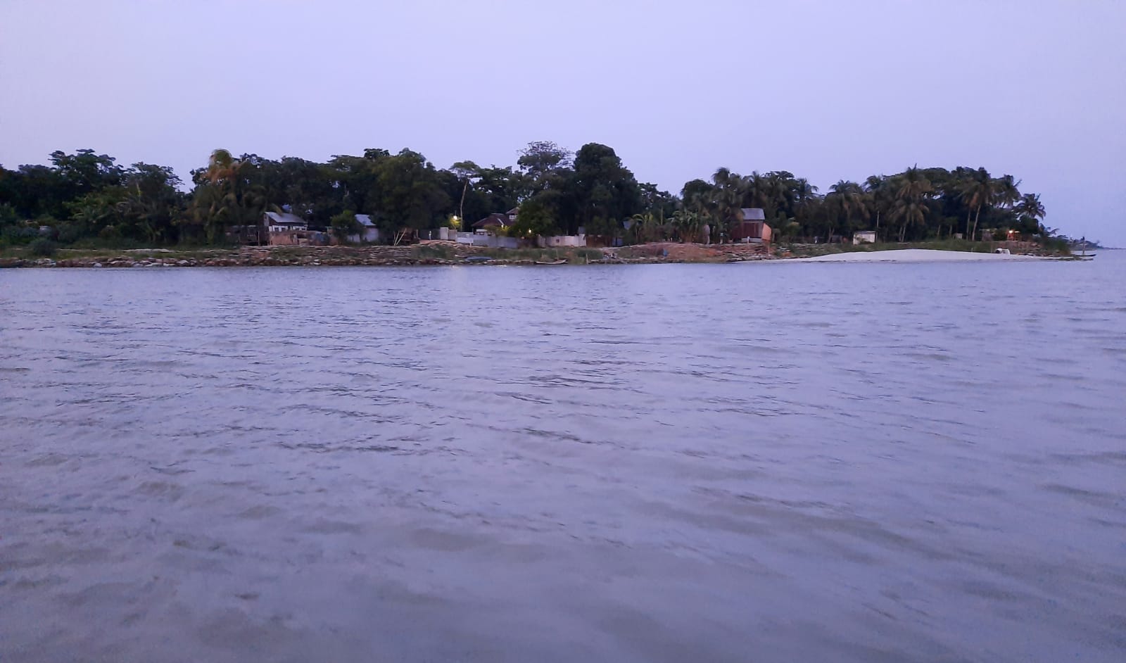 Water level in 68 rivers rises, 45 falls: FFWC