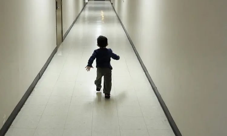 Chile judge orders detention of five accused of trafficking kids