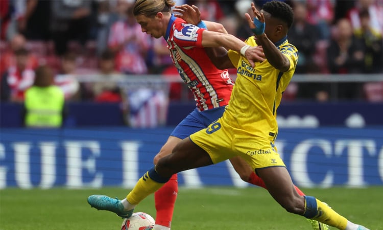 Chelsea sign Essugo in time for Club World Cup