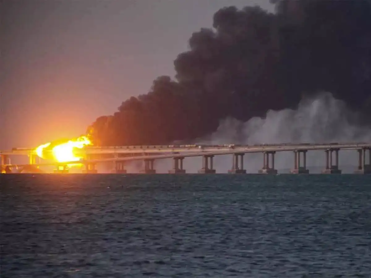 Ukraine claims fresh attack on Crimean bridge