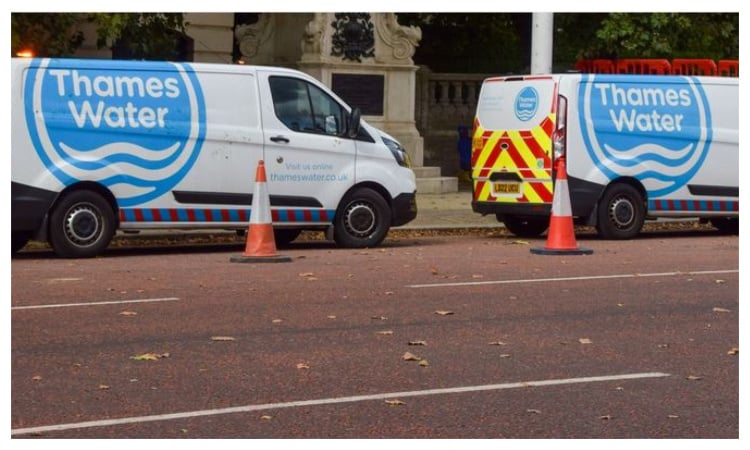 Britain's biggest water supplier suffers rescue blow