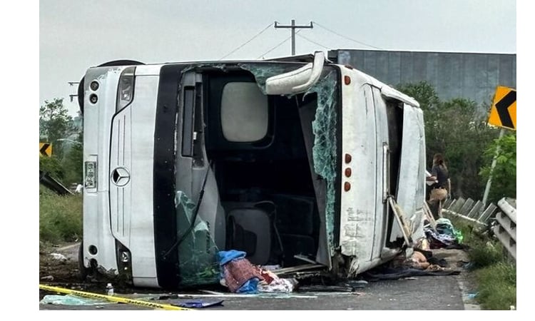 Bus crash leaves 11 dead in Mexico