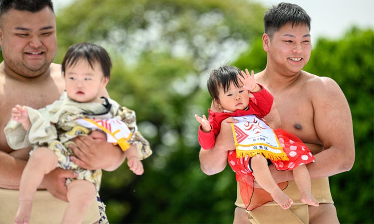 Japan births in 2024 fell below 700,000 for first time