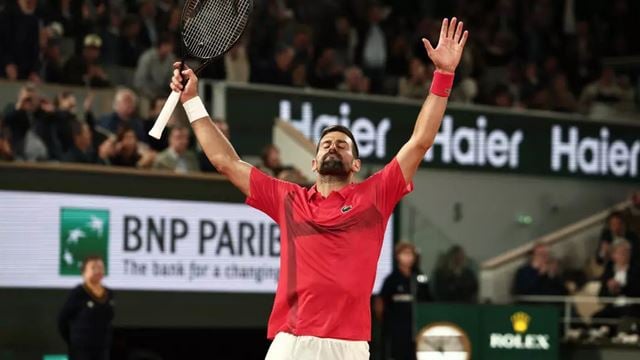 Djokovic downs Zverev to set up French Open semi clash with Sinner