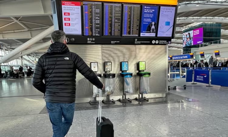 EU states look to trim compensation for flight delays