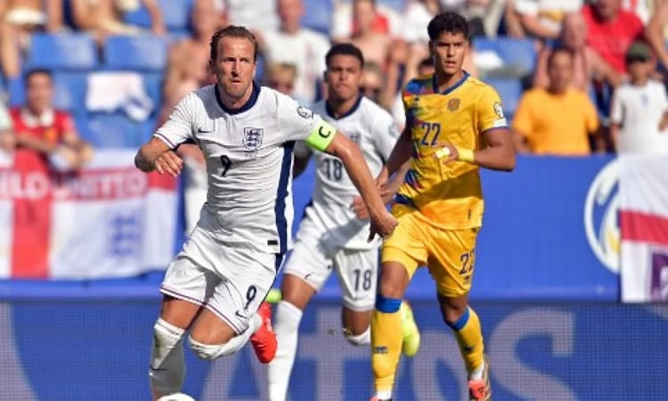 Kane saves England as Dutch and Austrians open World Cup campaigns with wins