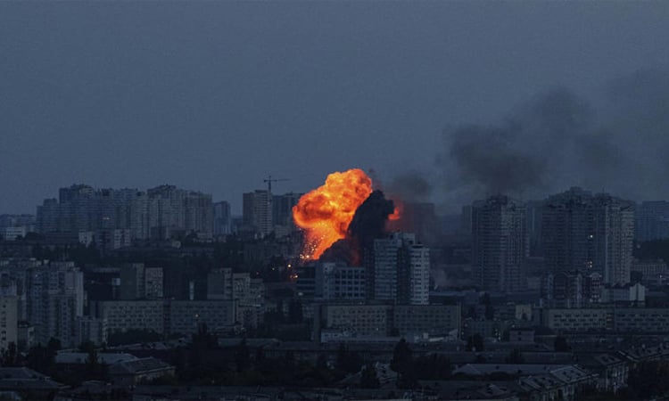 Russian strikes kill one in central Ukraine: official