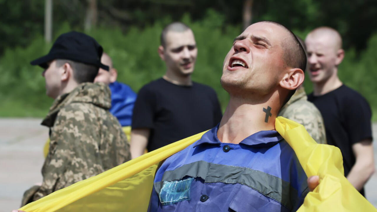 Russia, Ukraine swap first prisoners in large-scale exchange